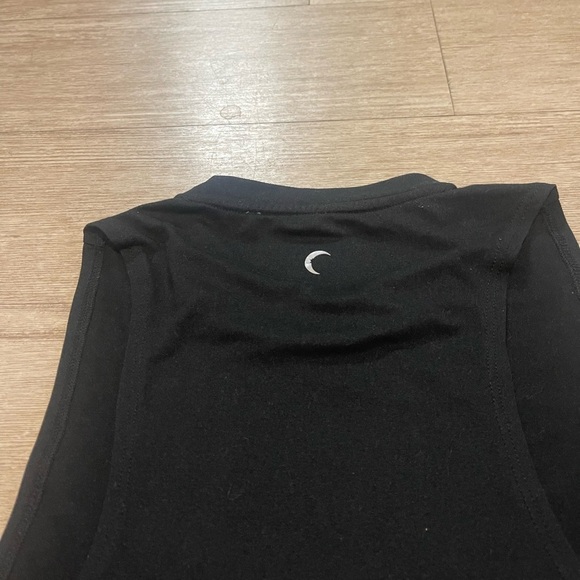 Zyia Black Sleeveless Gym Tank Top - Picture 5 of 5